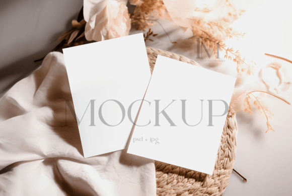 Double Card Mockup 5x7 Neutral Card: A Practical Tool for Designers and Businesses